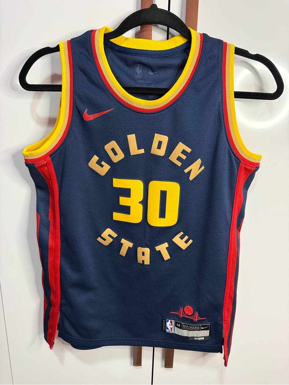 NBA Golden State Warriors Curry #30 Youth M Jersey